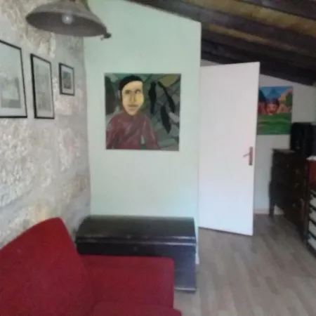 House Lovelhe